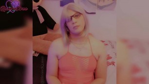 Pretty Trans Shakes Fat Ass and Plays With Big Cock